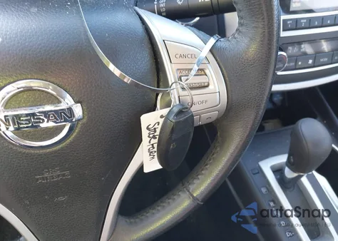 2017 Nissan Altima 2.5/2.5 S/2.5 Sl/2.5 Sr/2.5 Sv z USA, uszkodzony, nr VIN 1N4AL3AP0HC112371